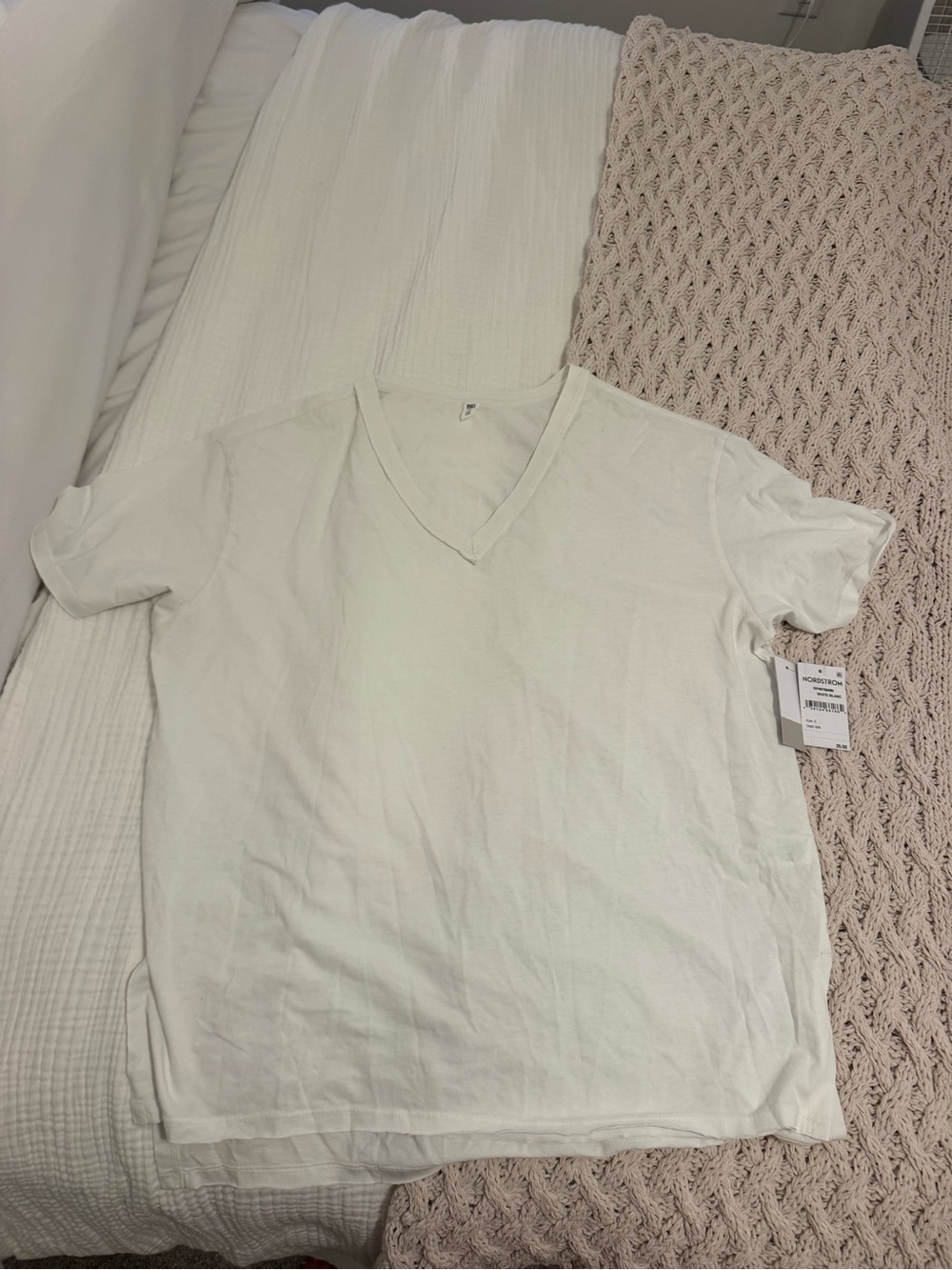 Women’s V-Neck Tee - White